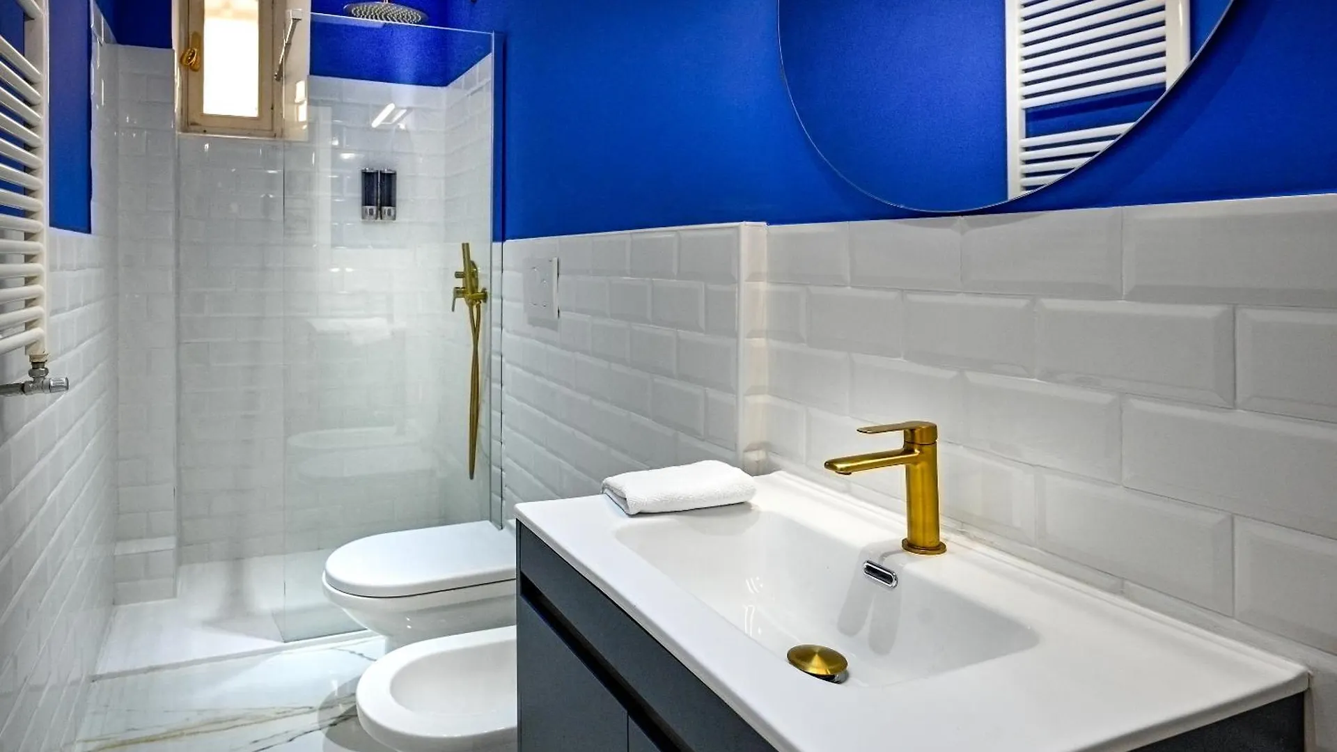 Royal Blue - Holiday Apartment 로마 0*,