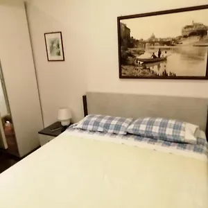 Giulio Caesar Сasa de vacaciones